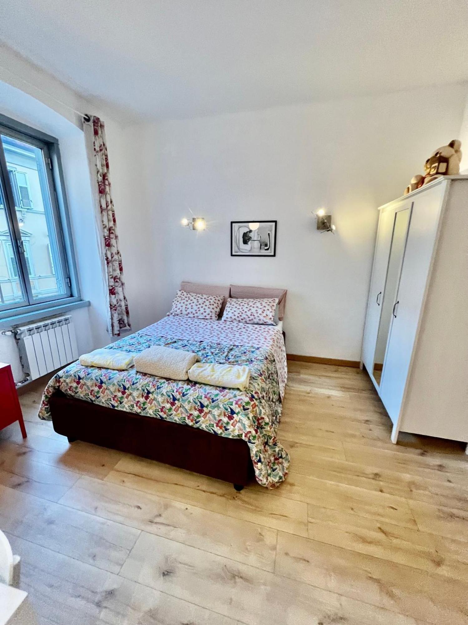 Alla Scalinata Del Teatro Rossetti Confort Suites Parcheggio Trieste Exterior foto